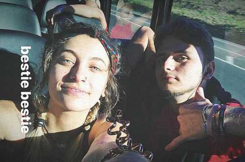 как узбекская пэрис хилтон стала самой популярной в стране и попала за решетку