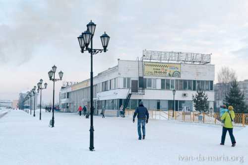 русский поселок, кафе и школы в паттайе