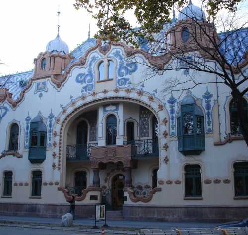 недвижимость или валюта